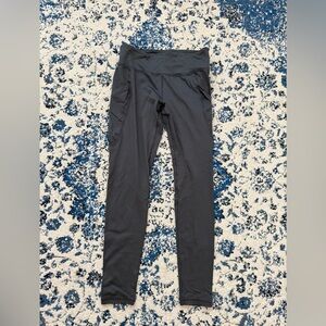 Forever 21 Grey Workout leggings with side pockets size medium